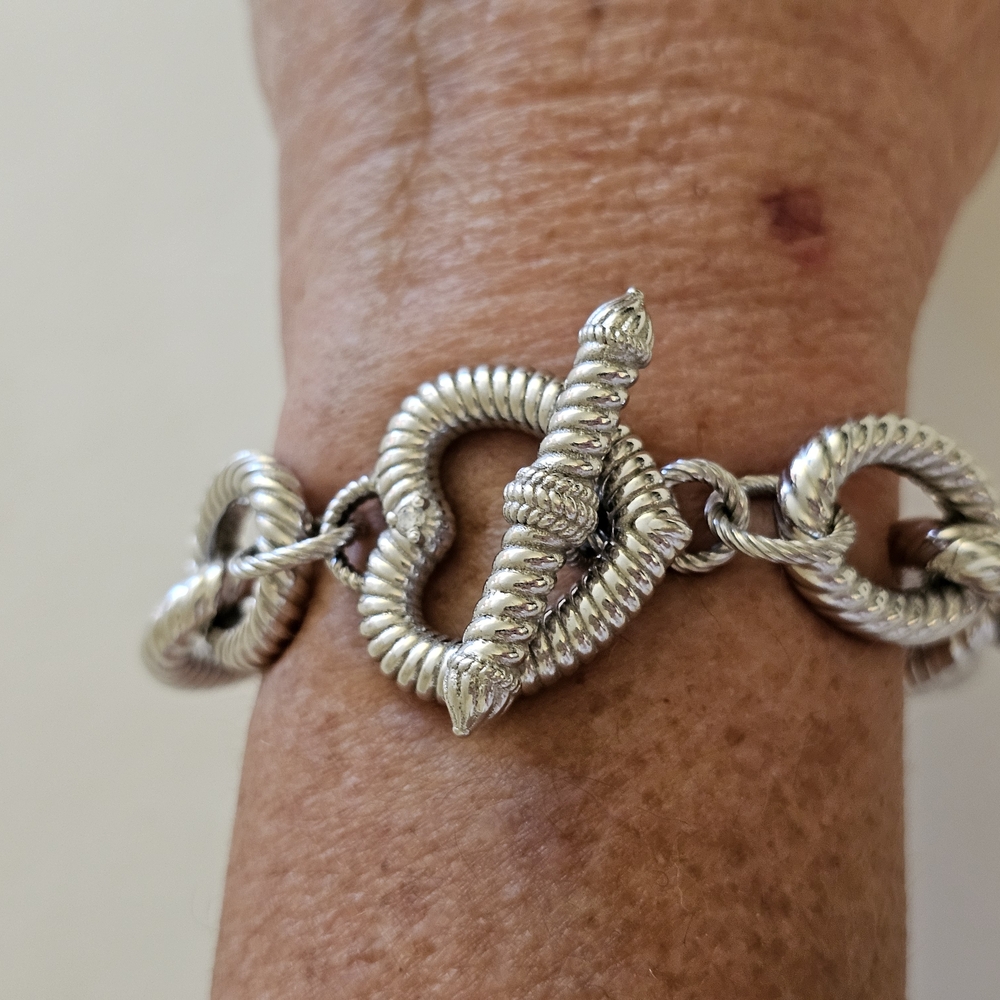 Judith Ripka Bold Sterling Verona Heart Toggle Bracelet 8" 53.7 Grams Italy